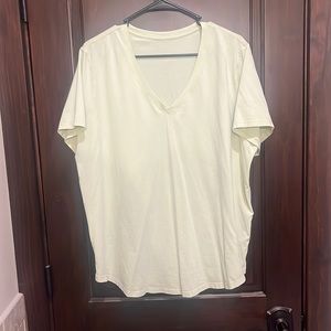 Womens lululemon green v-neck